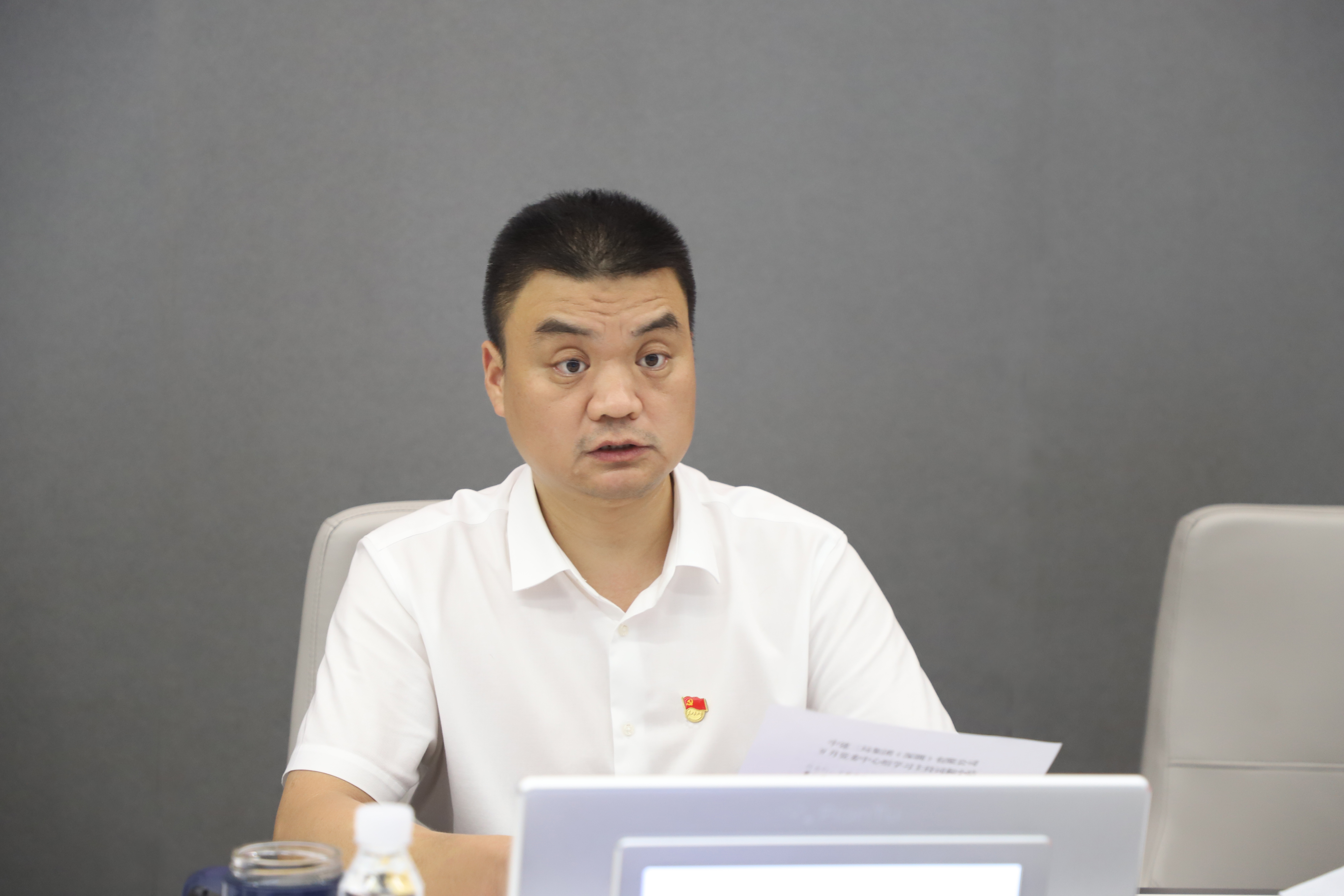 董事长2.jpg
